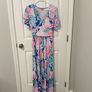 Lily Pulitzer Peony Maxi Dress in Pink and Blue
Sz Sm - no flaws